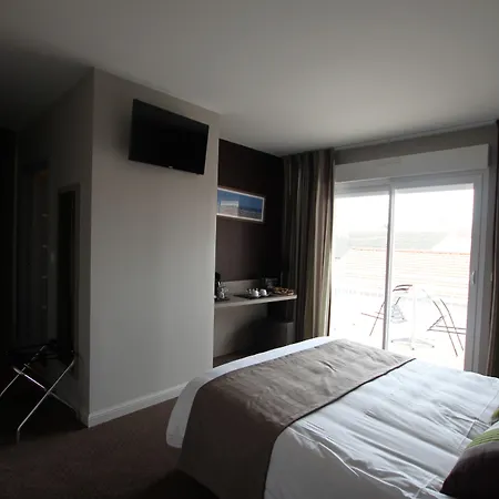 Le Cheval Blanc Hotel *