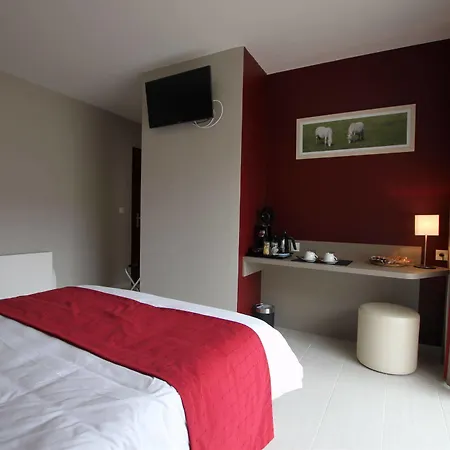 Le Cheval Blanc Hotel *