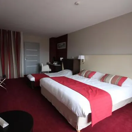 Le Cheval Blanc Hotel *