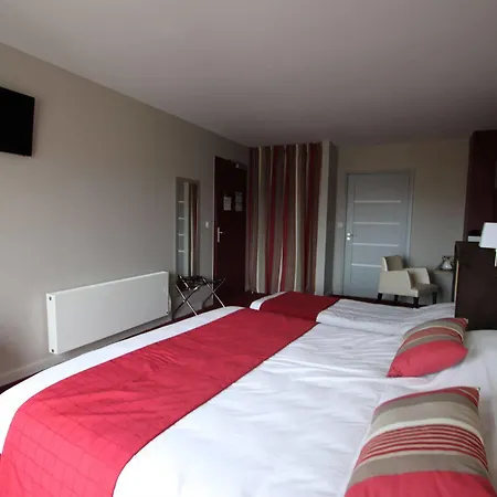 Le Cheval Blanc Hotel *