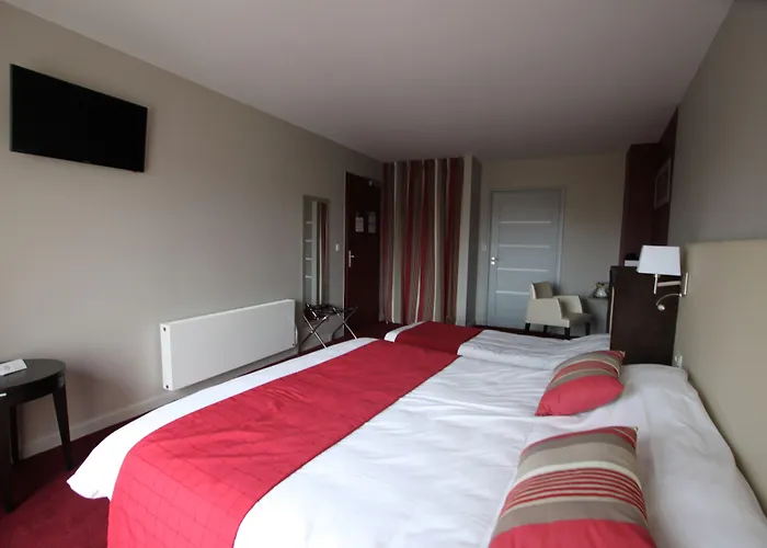 Le Cheval Blanc Hotel *